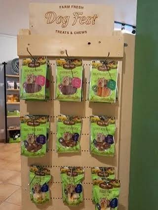 Μπάνιο σκύλων Κομοτηνή, λιχουδιές Dog Fest treats και chews
