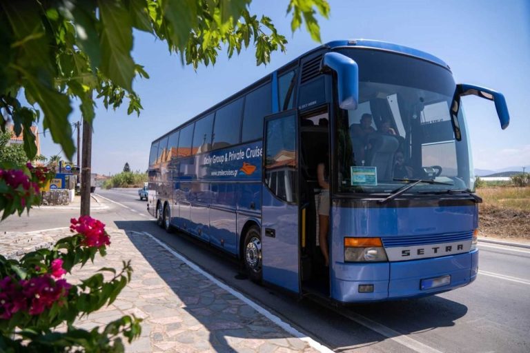 Το λεωφορείο Setra της Smile Cruises στα Χανιά